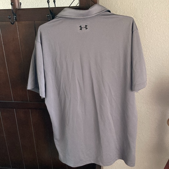 Excellent Condition! Under Armour Dark Gray Button Polo- Small - Picture 8 of 9
